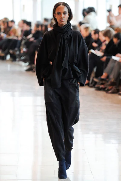 Look 8